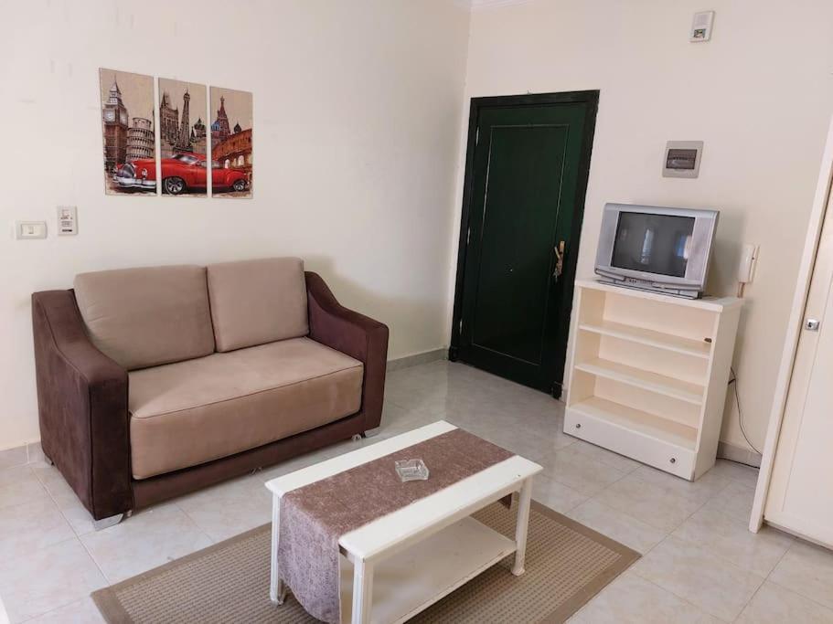 Cozy/comfy At Intercontinental Area Apartment *