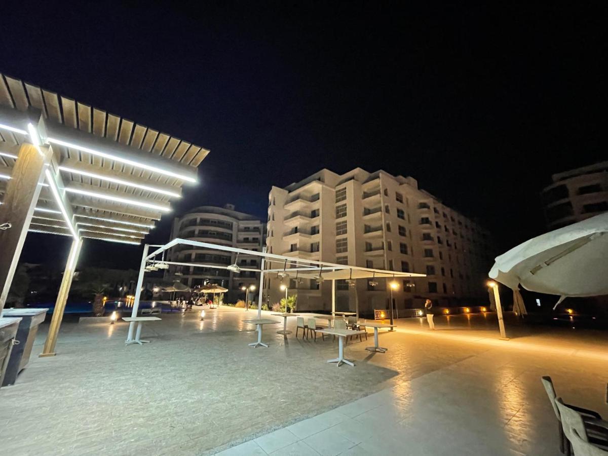 ساحرة Apartment *