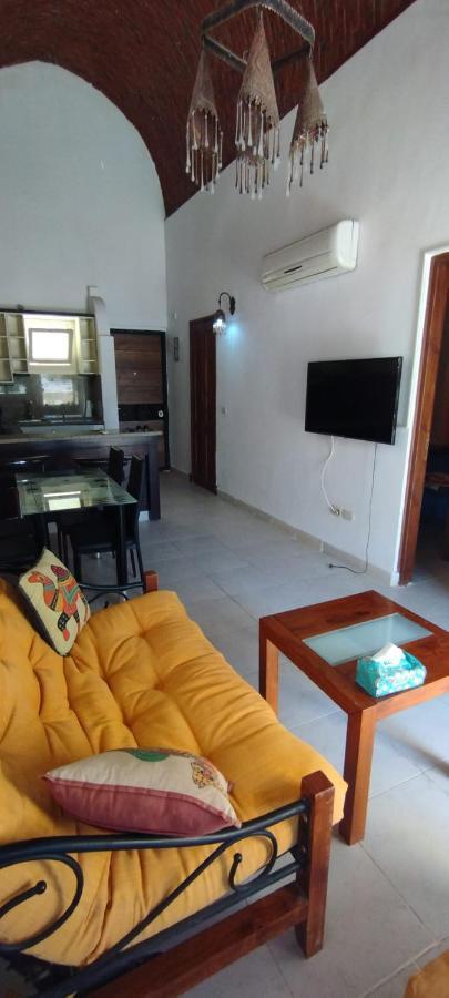 E - 2 Bed Flat In Makadi Heights Apartment
