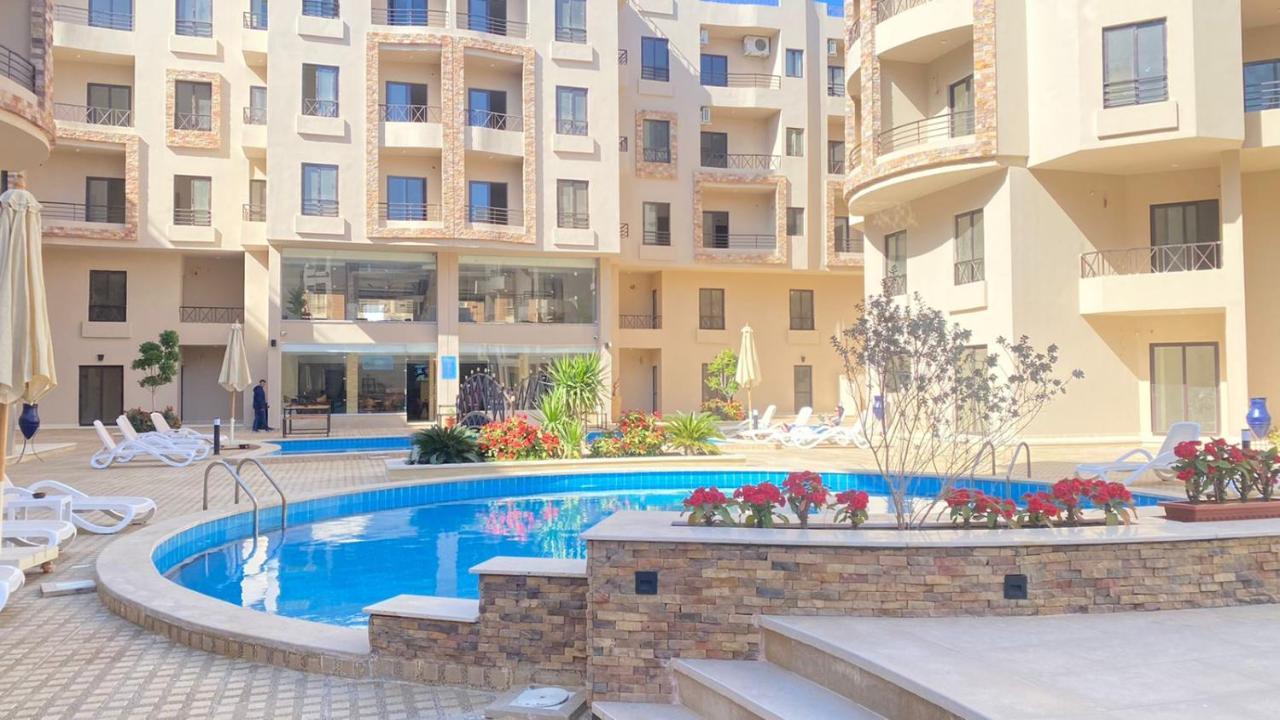 1 Bedroom Poolside B106 Aqua Tropical * Hurghada