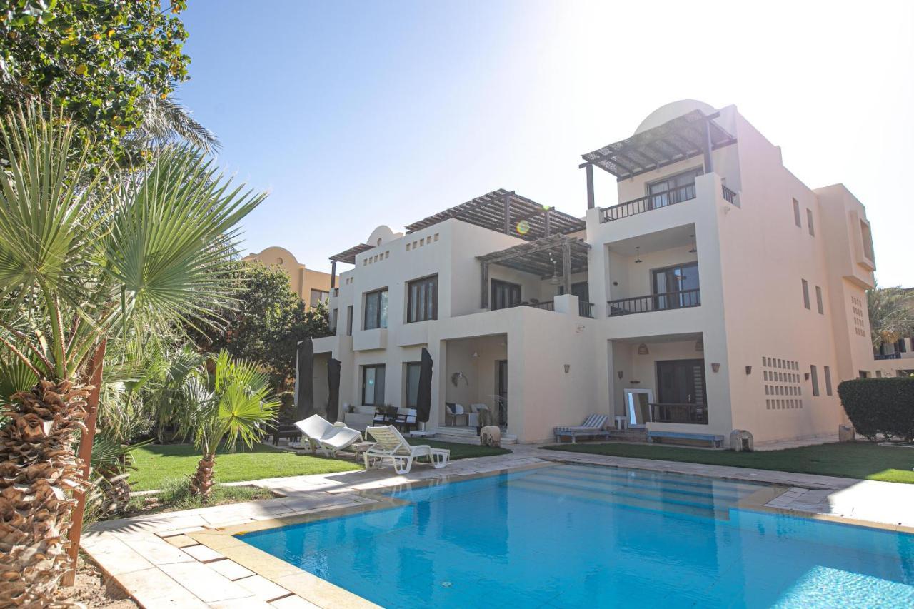 Appartement 2 Bedroom Condo, With Pool, And & Lagoon Access *