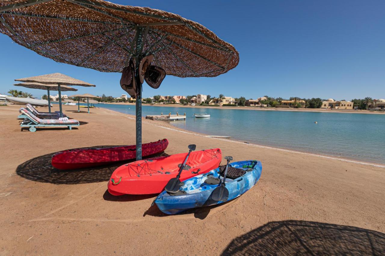 2 Bedroom Condo, With Pool, And & Lagoon Access Hurghada