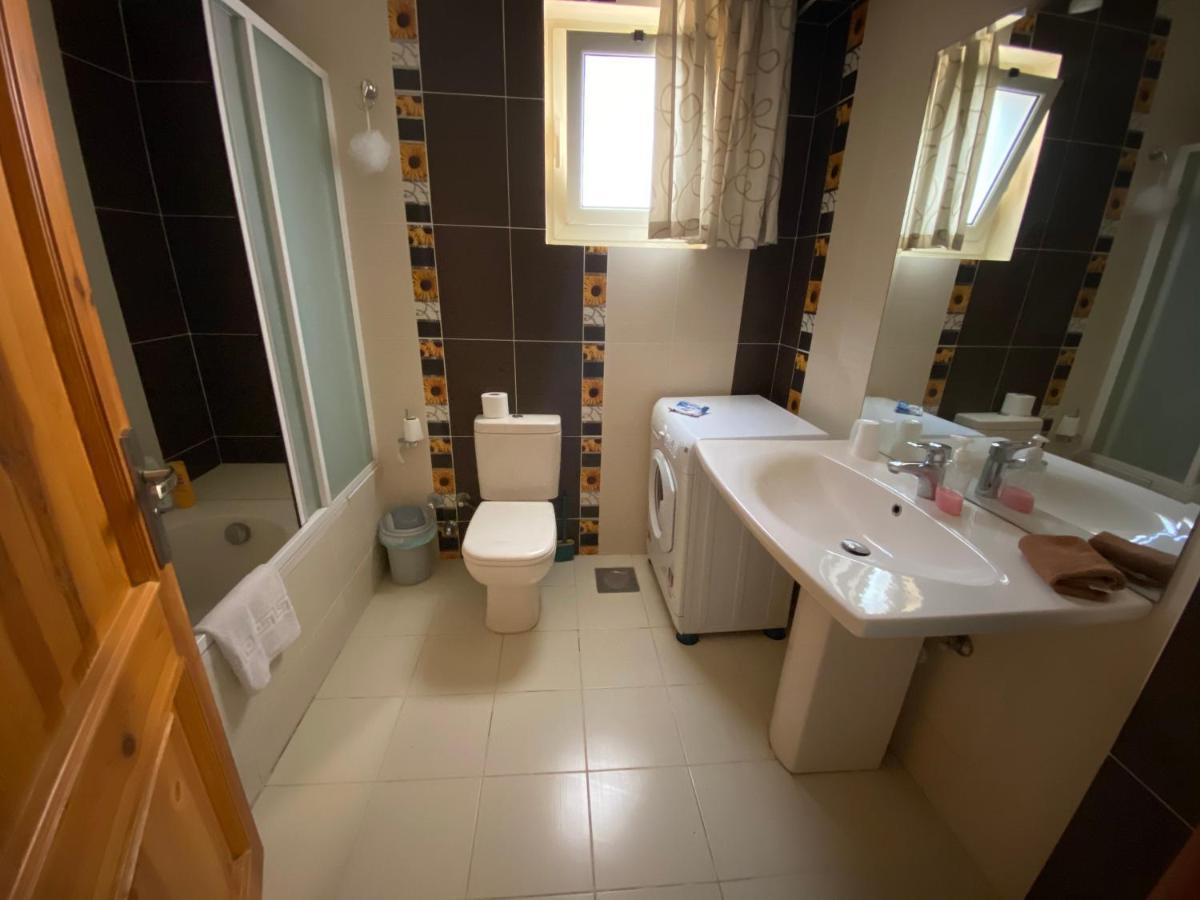 View Apartment *