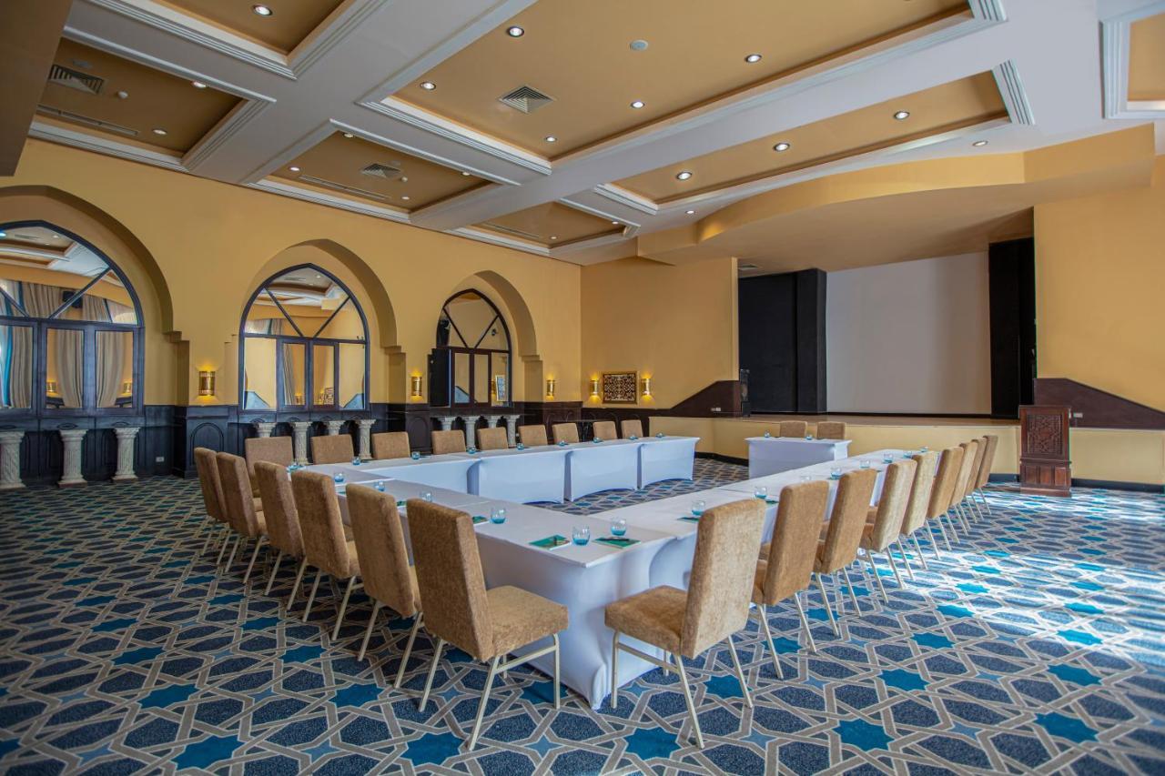 Jaz Makadi Star & Resort 5*