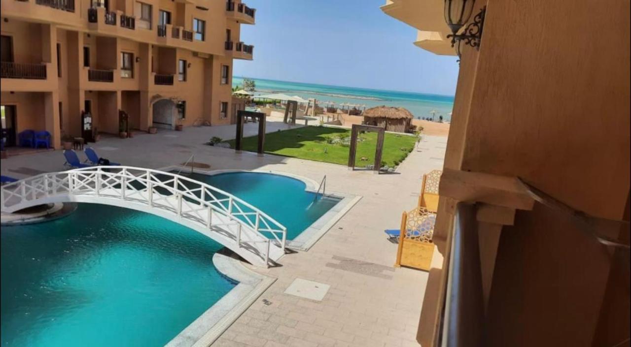 Luxury Front Sea View In