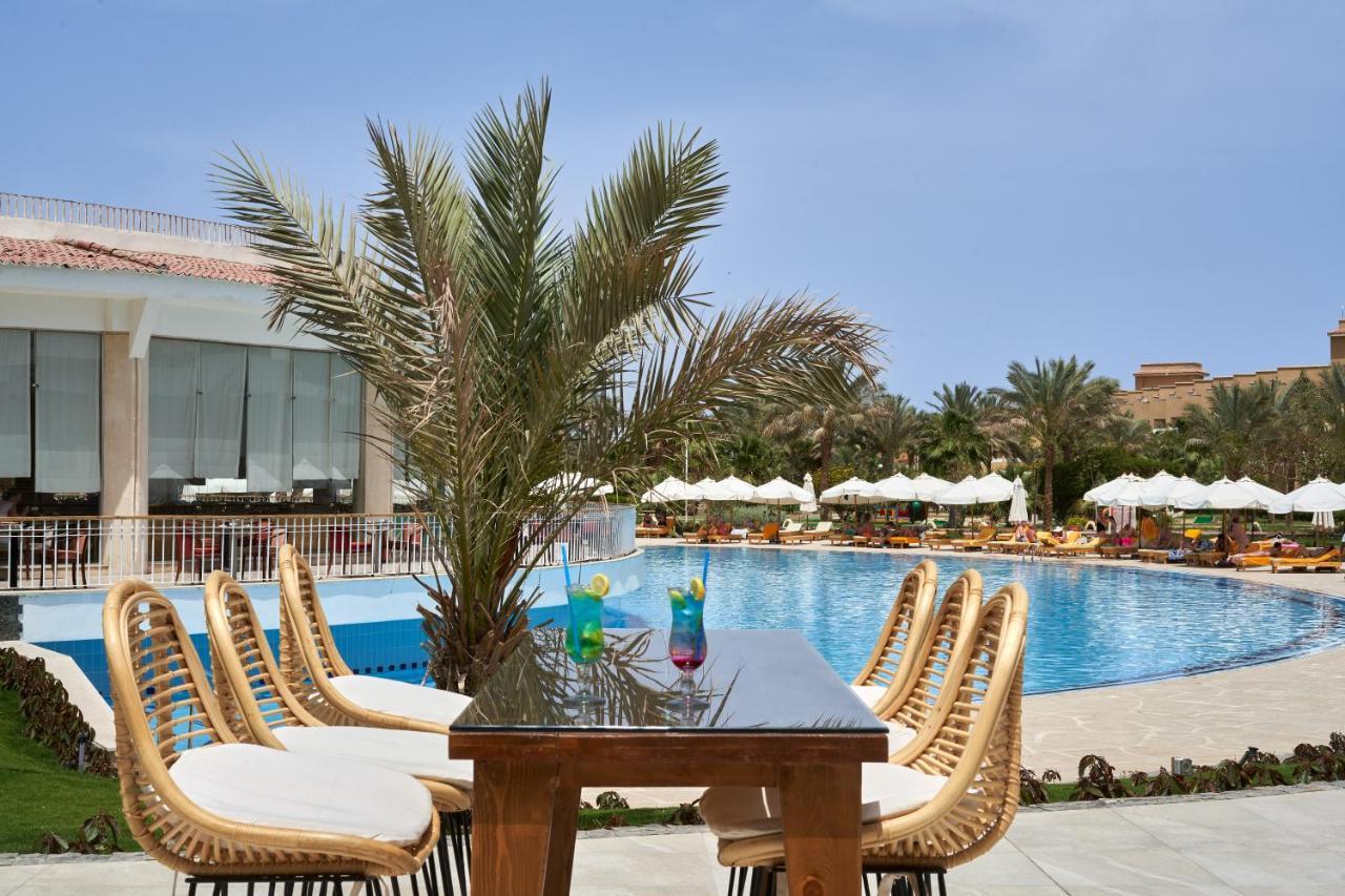 Resort Three Corners Sunny