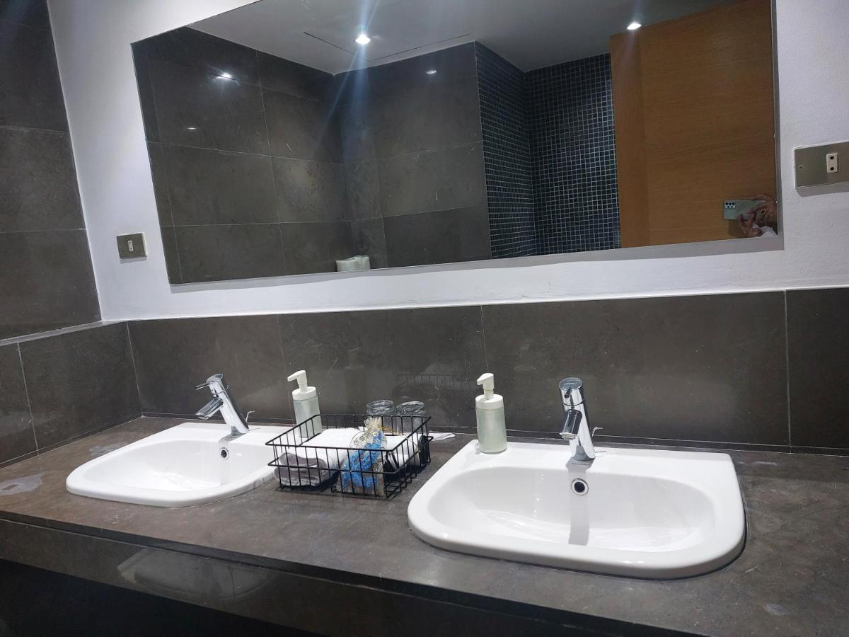Nayah Stays, Beautiful 3-bedroom Vacation * Hurghada