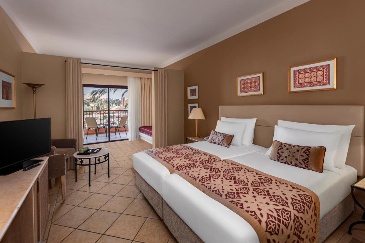 Resort Jaz Makadi Saraya 5*