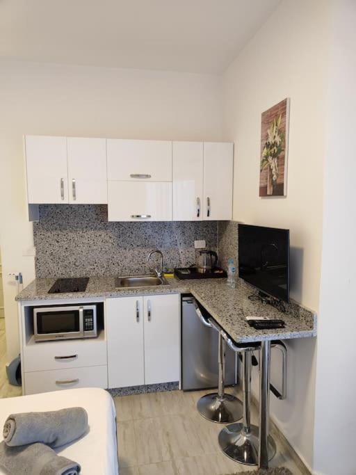 Apartment A Superb