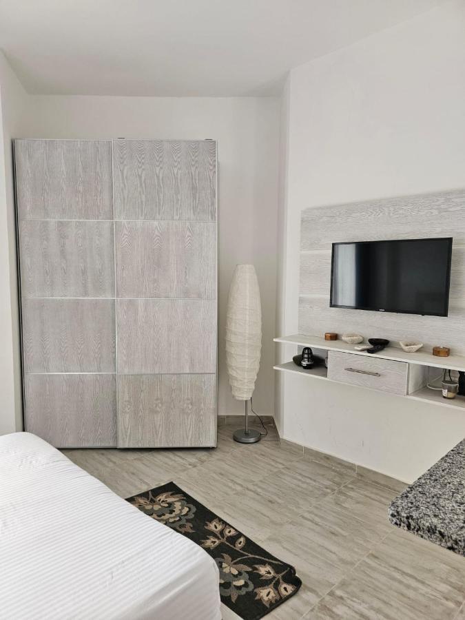 501 - A Beautiful Just For Apartment