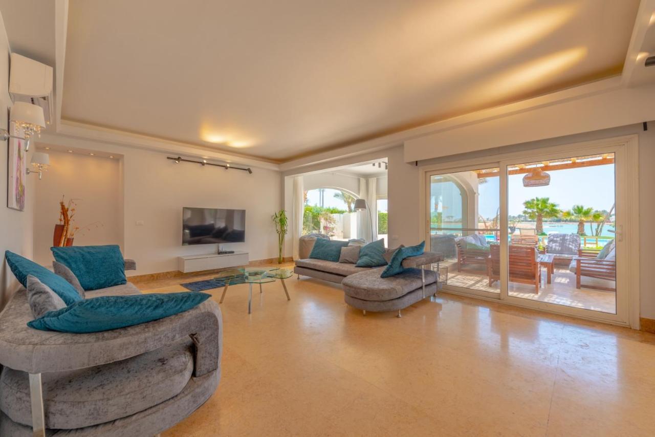 4 Bedroom With Heated Pool, Jacuzzi & Lagoon View In Phase 4 * Hurghada