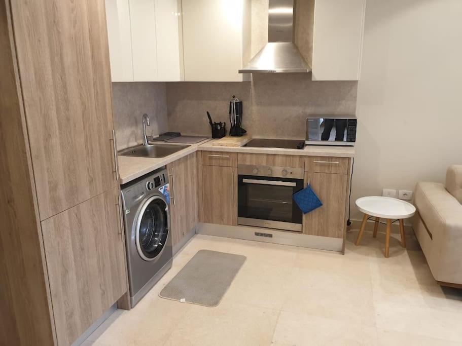 Mangroovy - Delicate 1br Ground Floor By The Pool Apartment