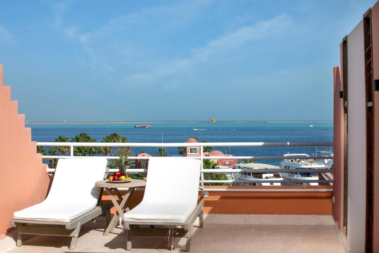 Hotel The Bay Marina *