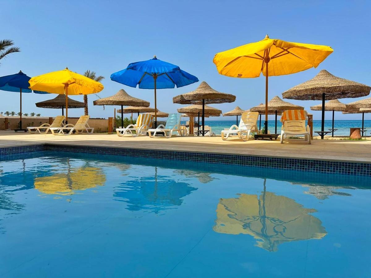 Hotel Moon Suites 4*