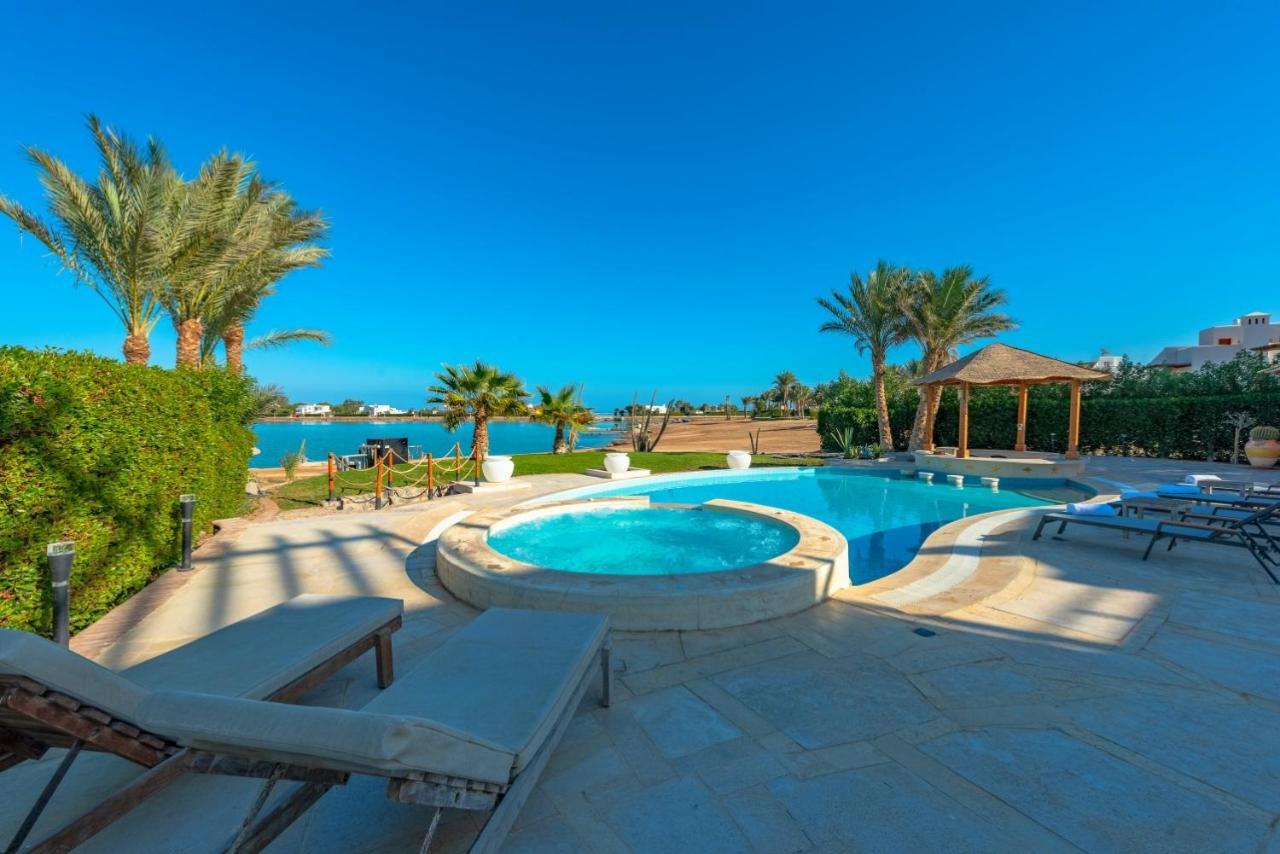 4 Bedroom With Heated Pool, Jacuzzi & Lagoon View In Phase 4 Hurghada