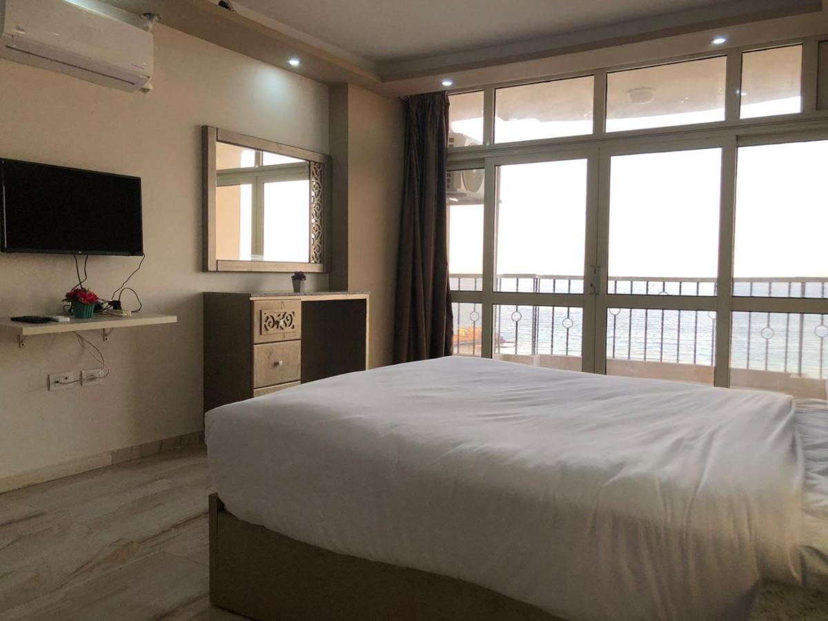 Moon Suites