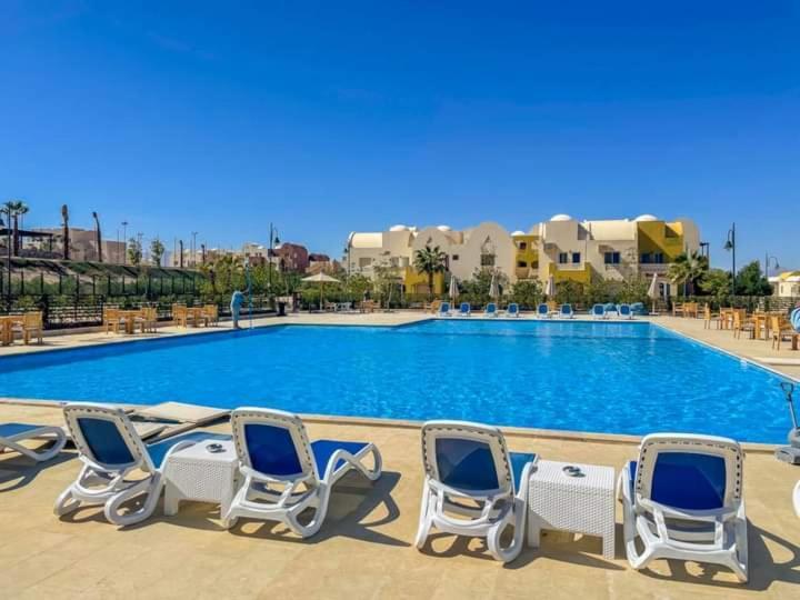 2 Bedroom In Makadi Heights Apartment