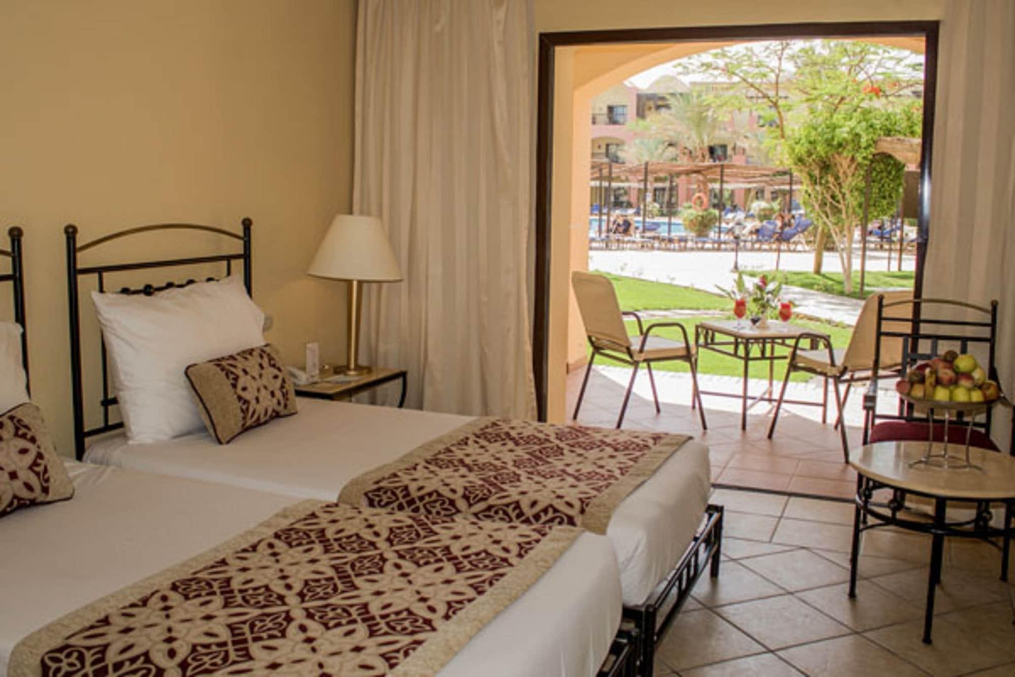 Resort Jaz Makadi Saraya 5*