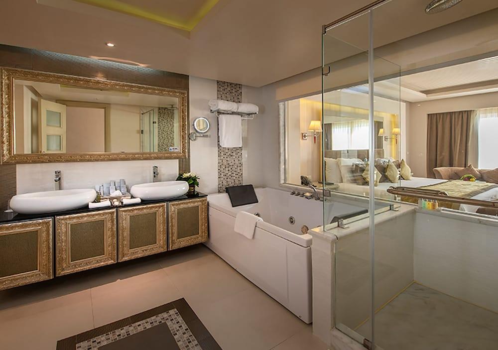 Resort Premier Le Reve & (adults Only) 5*