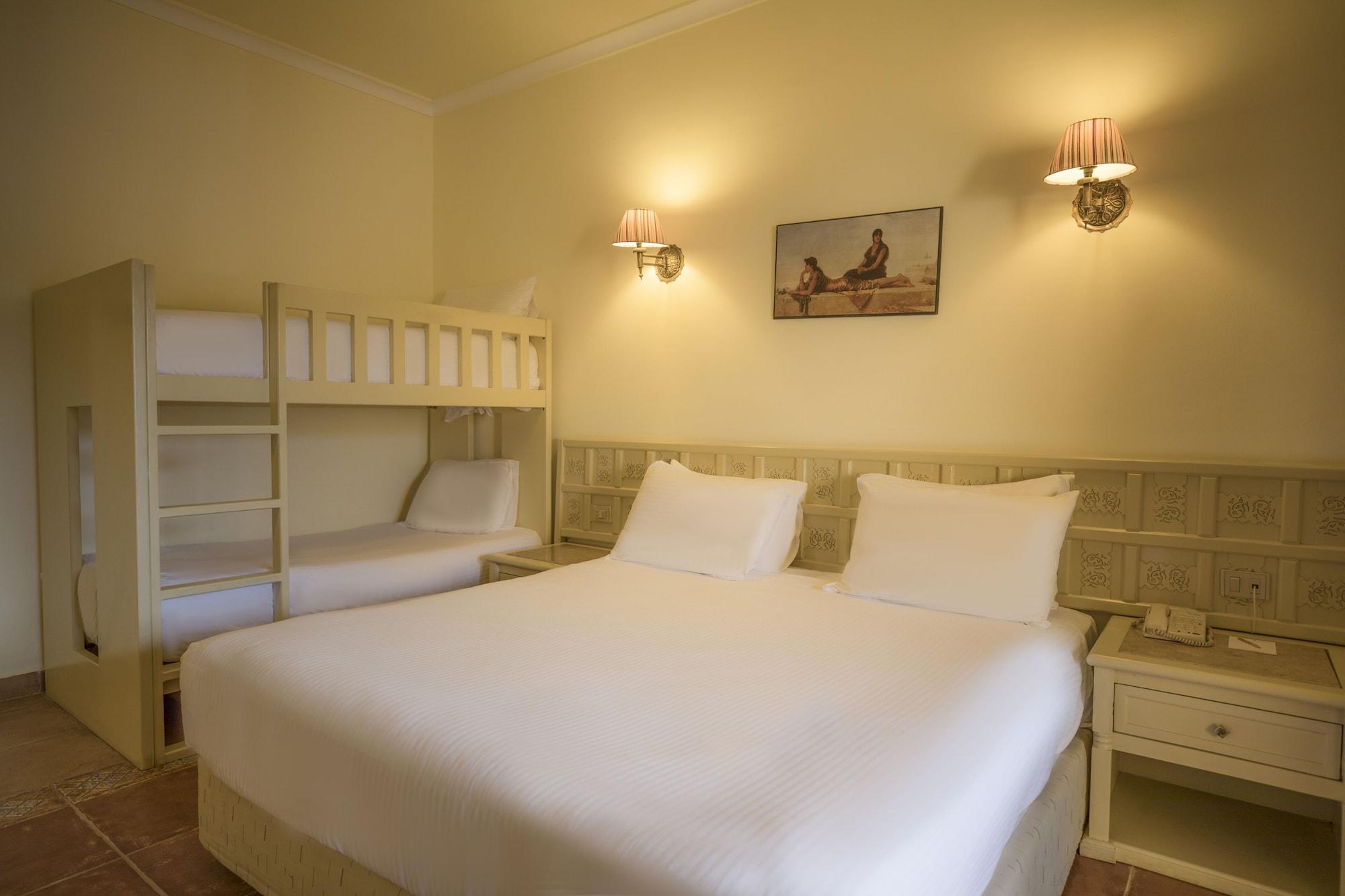 Sunrise Mamlouk Palace 5*