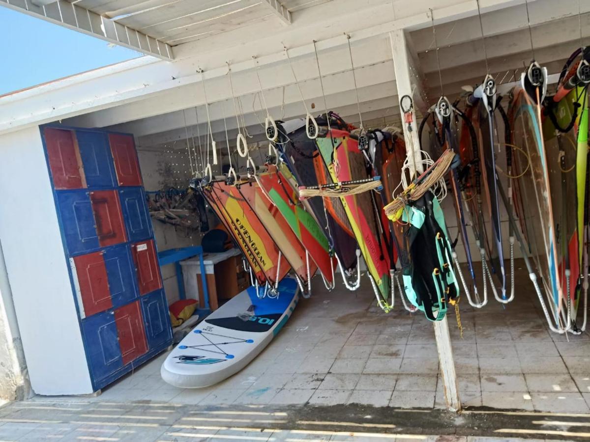 Masters Surf School *