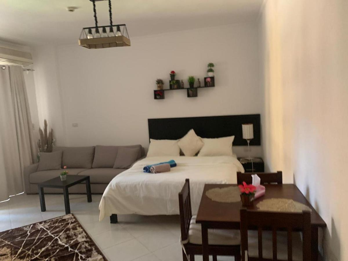 Apartment وحدة فندقية سياحية بكمبوانداند وسط Hurghada