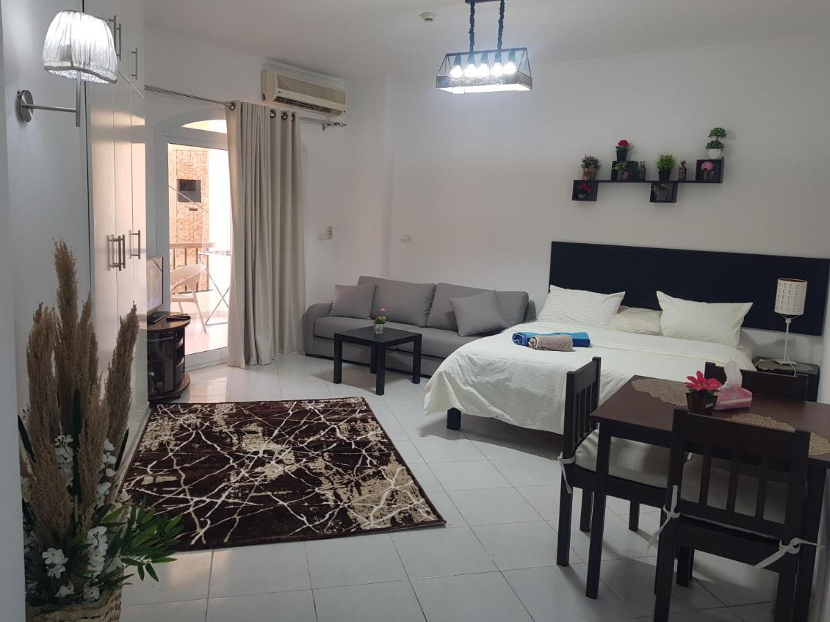 استديو هادي بوسط المدينه Hurghada