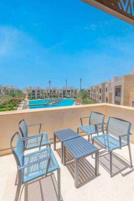Apartment 3br Penthouse In Mangroovy. Pool, Beach, Priv Roof