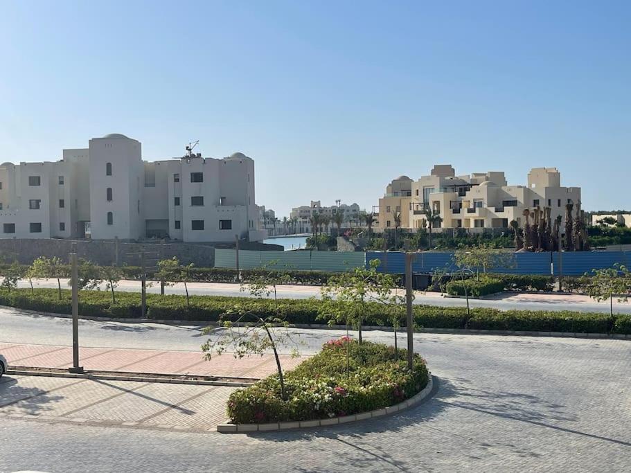 Mangroovy- Sensational 1br Sea & Kite View *