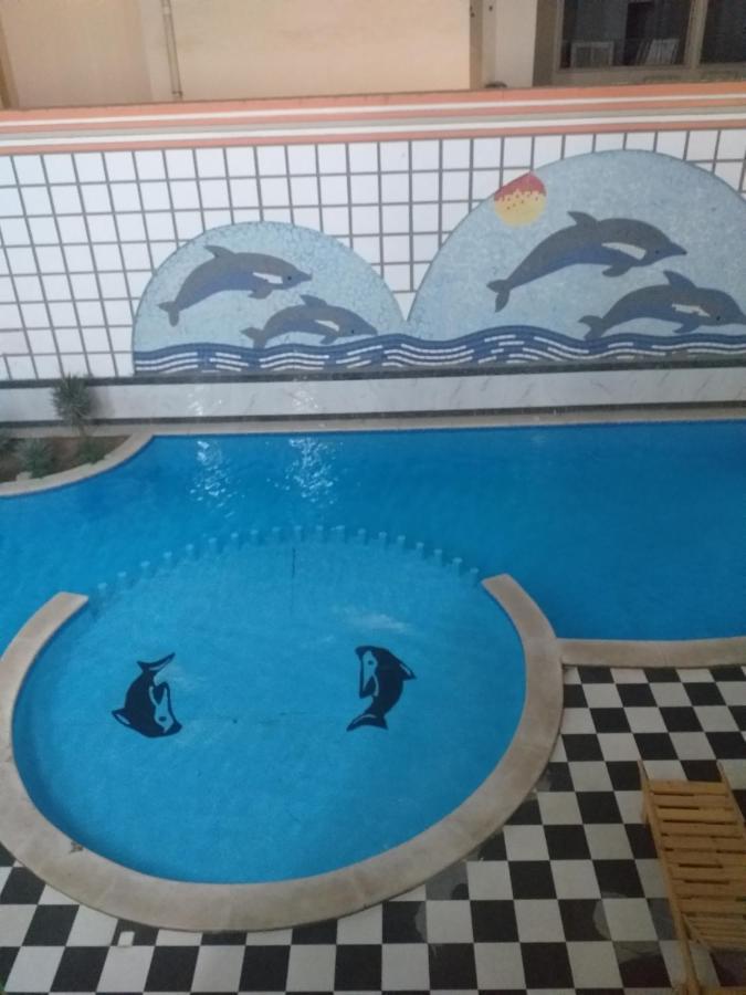 Sheraton 212 *