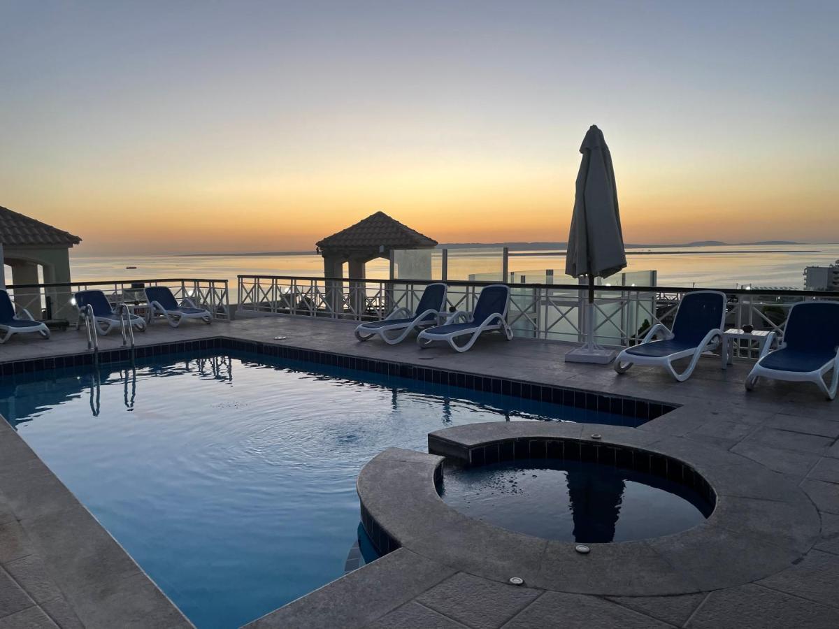 69 Hurghada