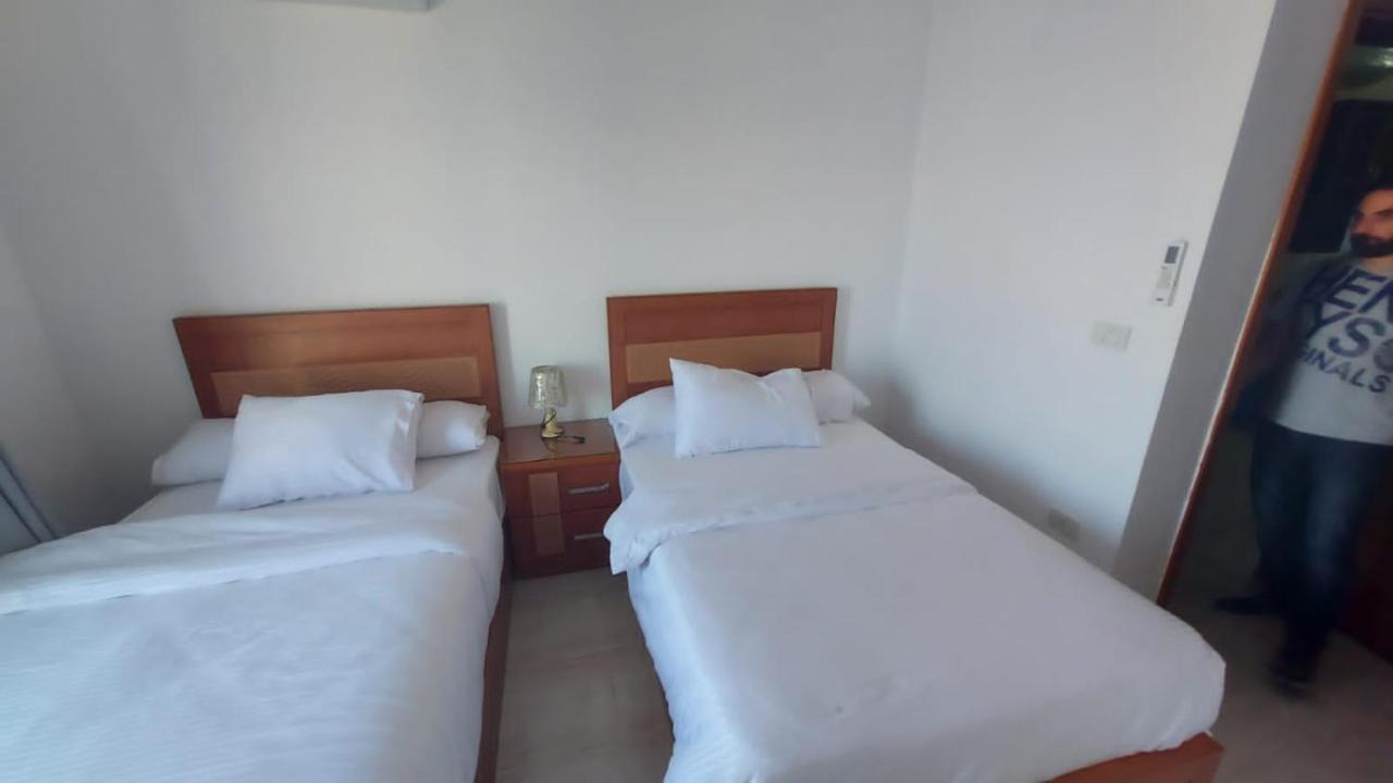 Aparthotel Lazur