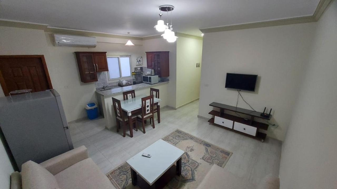 Lazur Aparthotel