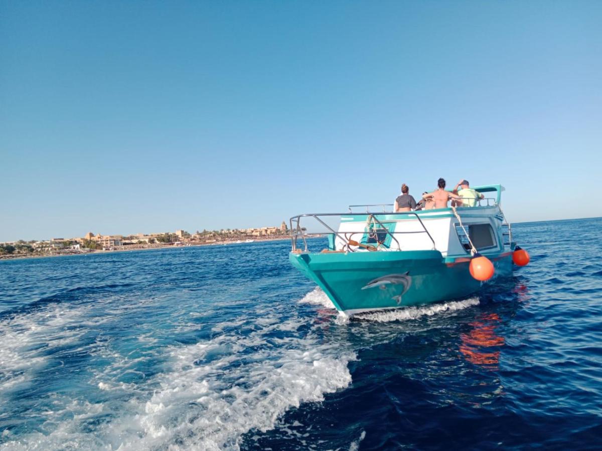 Hero Boat