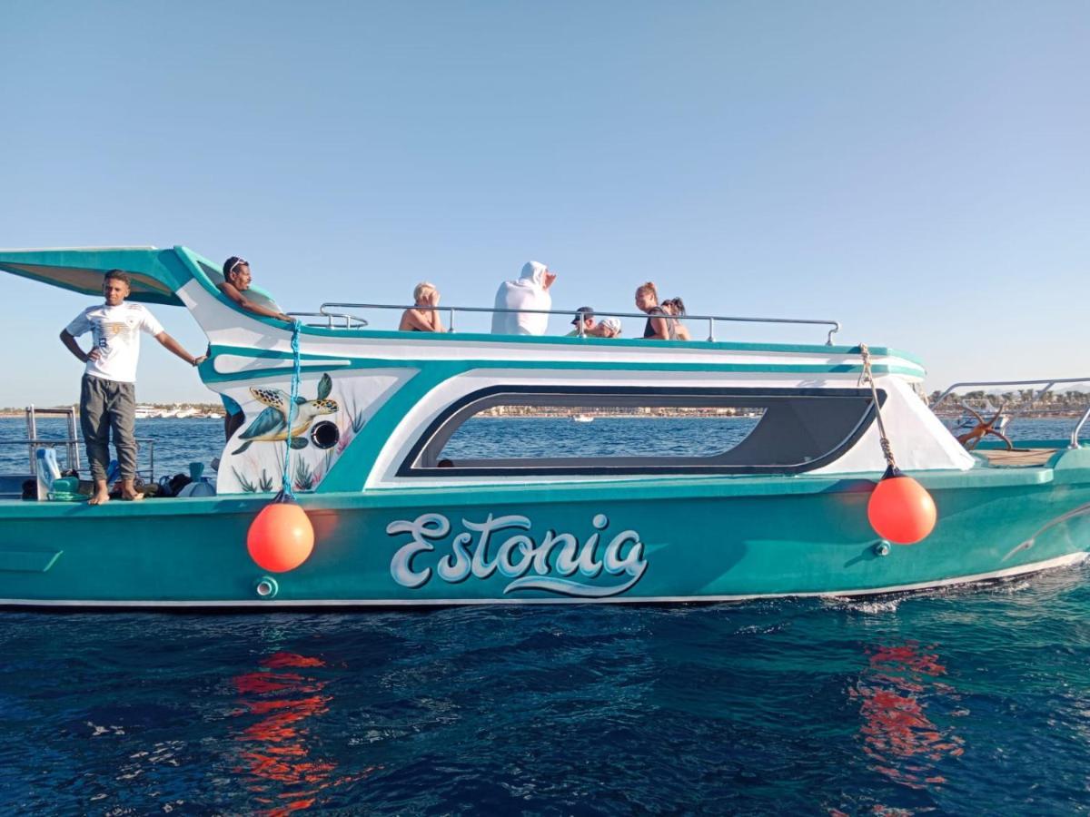 Botel Hero Boat Hurghada