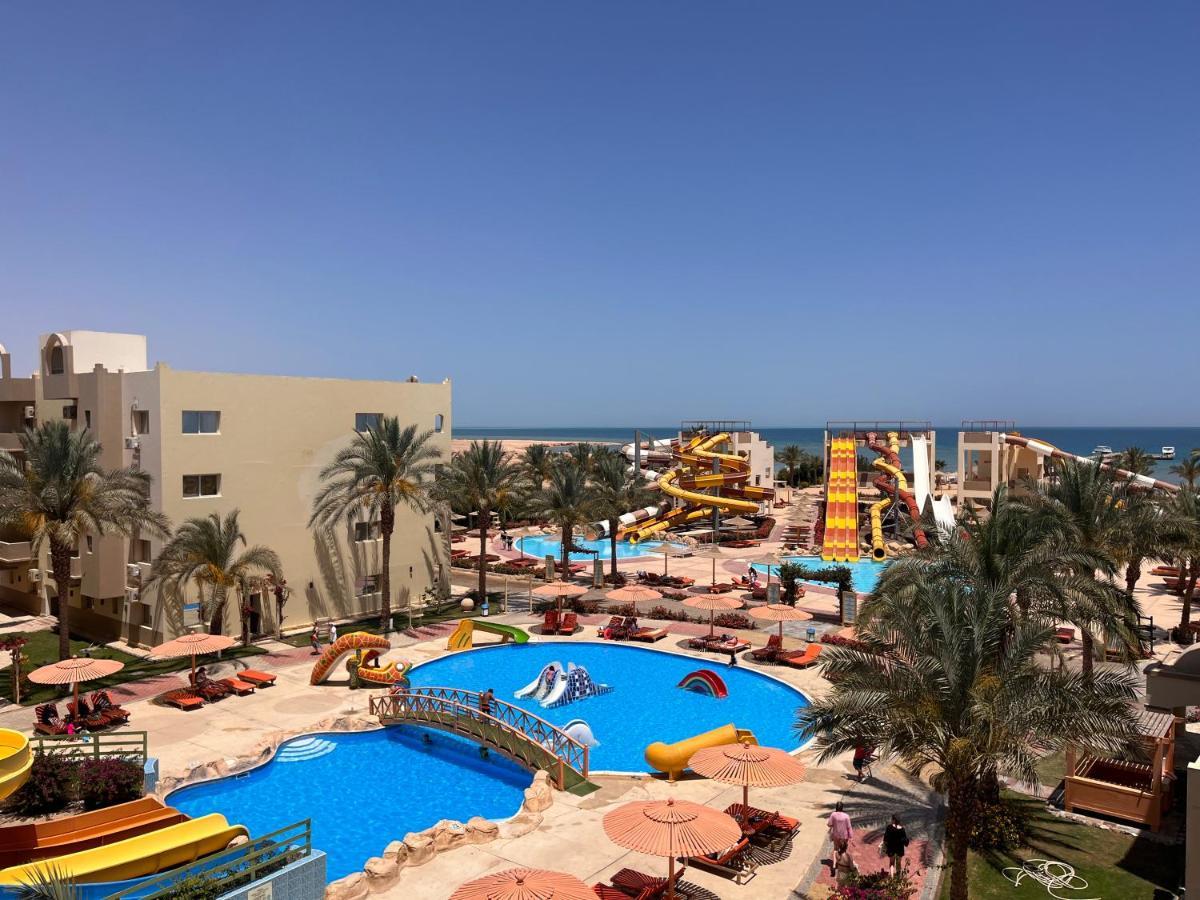 Azur Dream By The Sea Aparthotel *