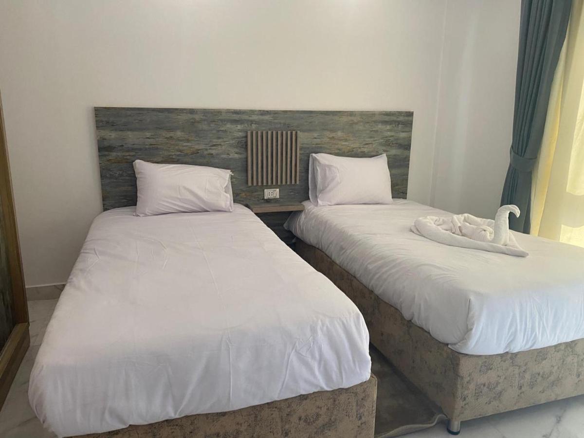 Fanadir Bay Five Stars