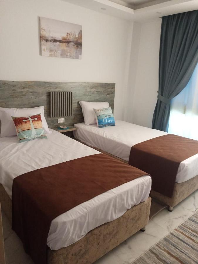 Fanadir Bay Resort *