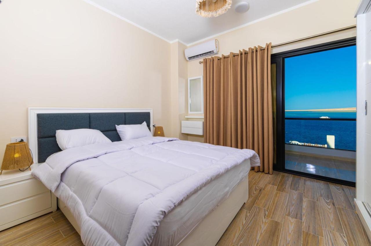 Apartment Blue View Suites *