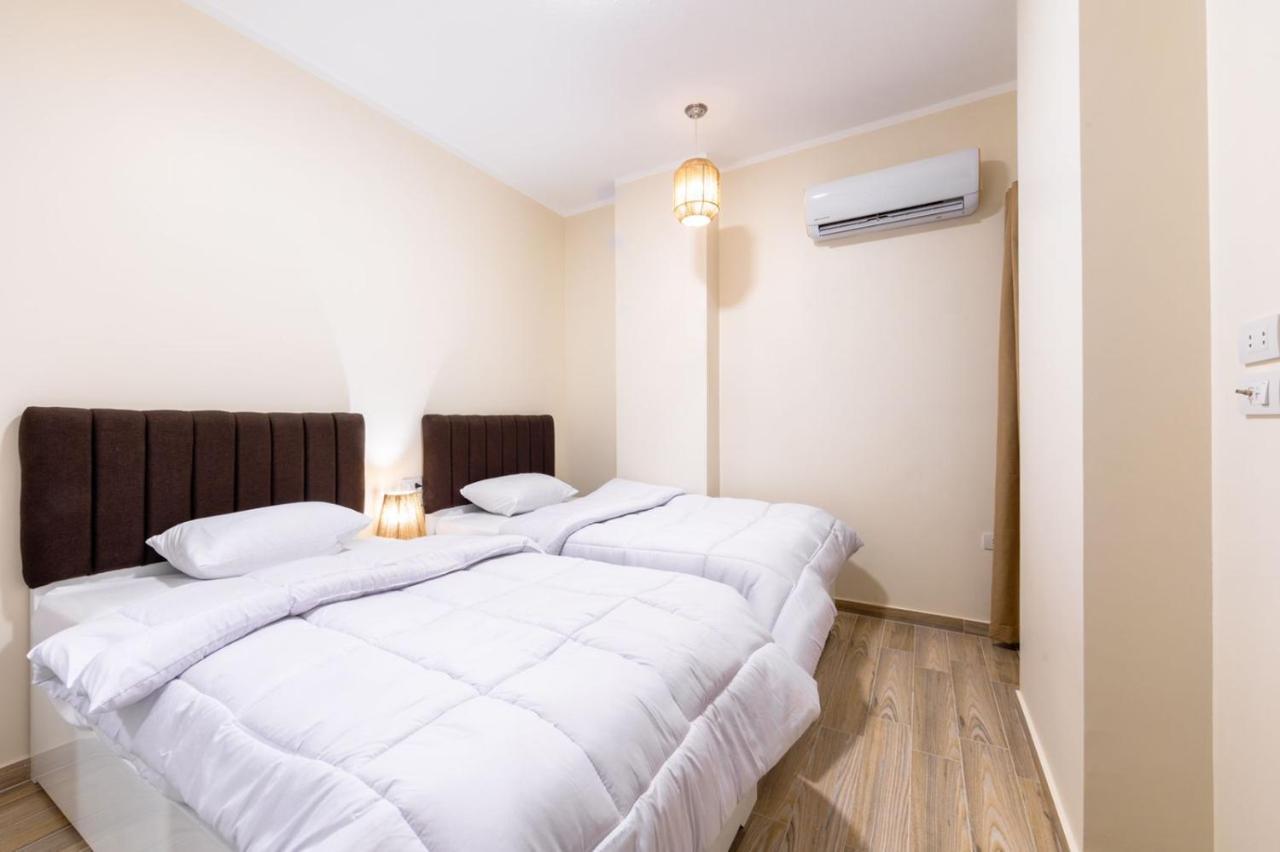 Blue View Suites *