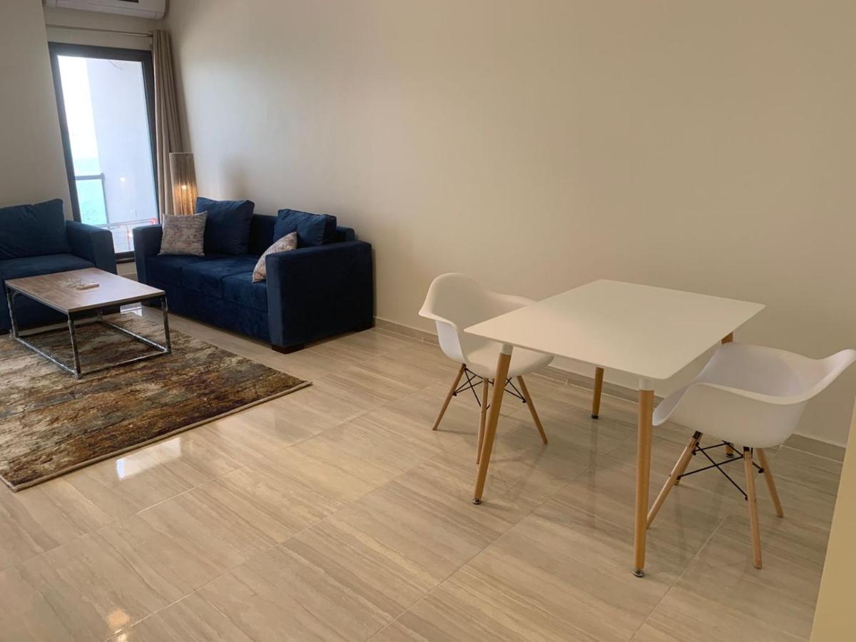 Blue View Suites *