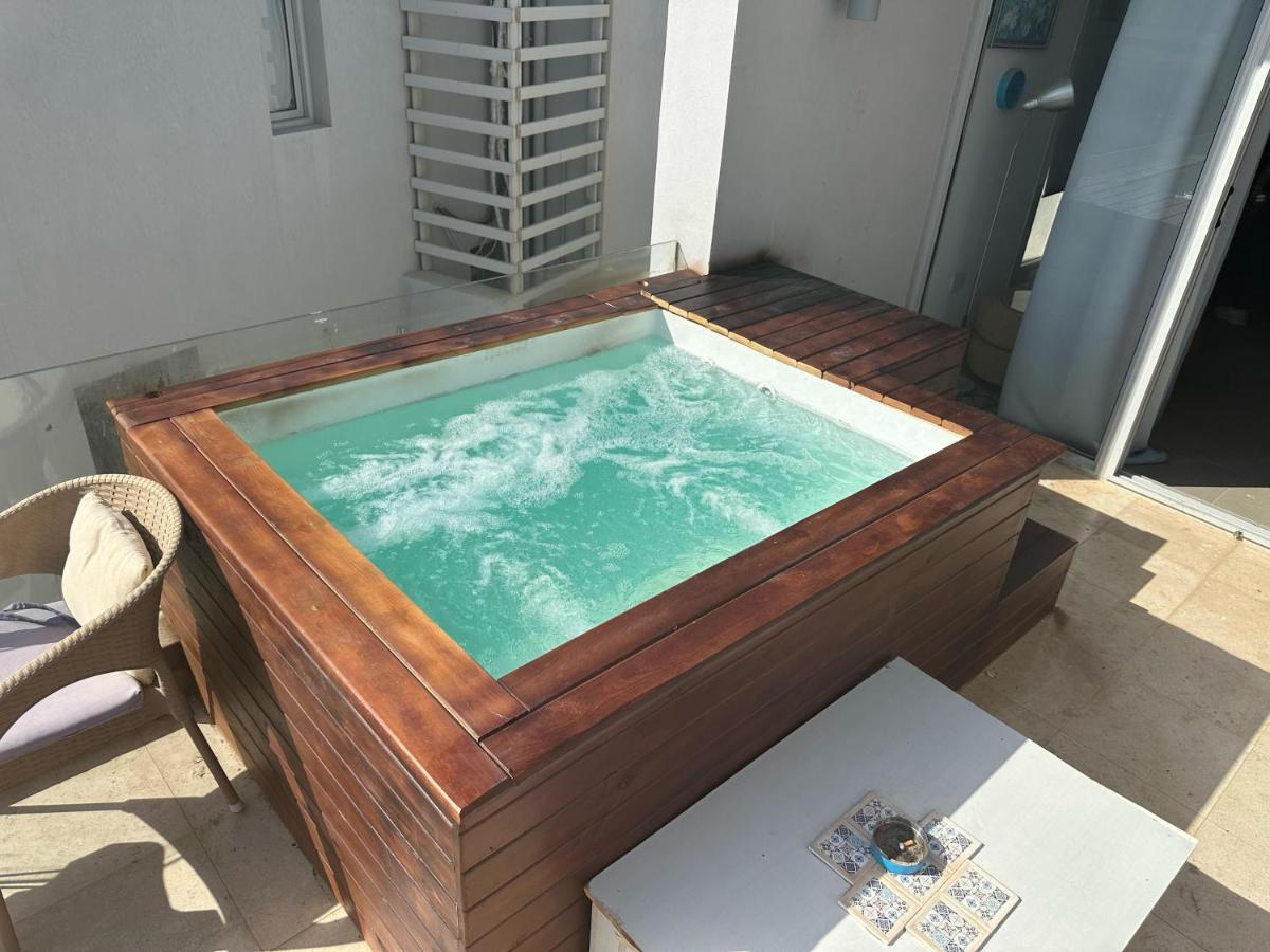 Apartment 1br With Private Heated Jacuzzi At Sholan Elgouna