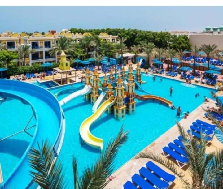 Mirage Bay & Aqua Park *