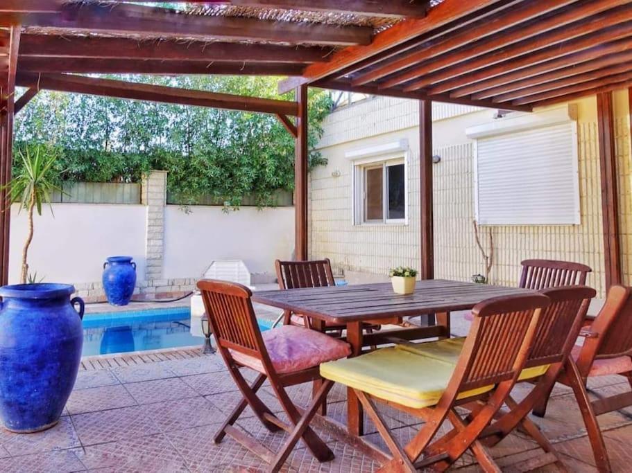3 Bedroom W/ Access Villa *
