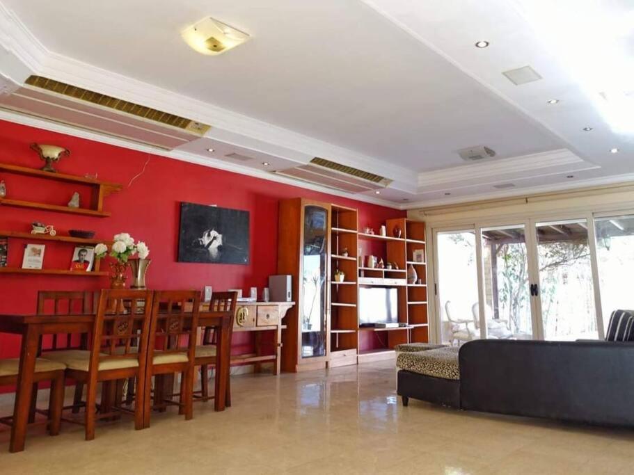 3 Bedroom W/ Access Villa *