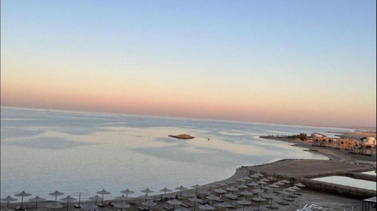 Aparthotel Casablanca Resort, First Line With Private And Swimming Pools, *