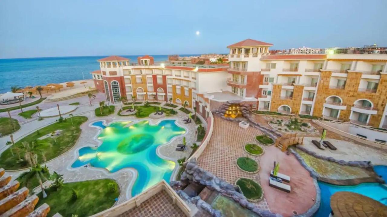 Royal Resort, Apartment *