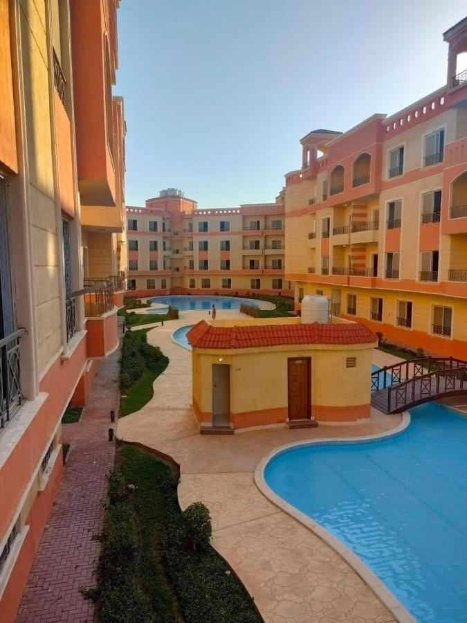 Red Ruby Compound الياقوتة الحمراء Apartment *