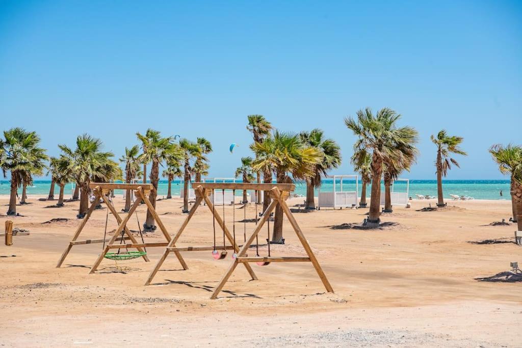 Modern With Great Pool & Access Hurghada