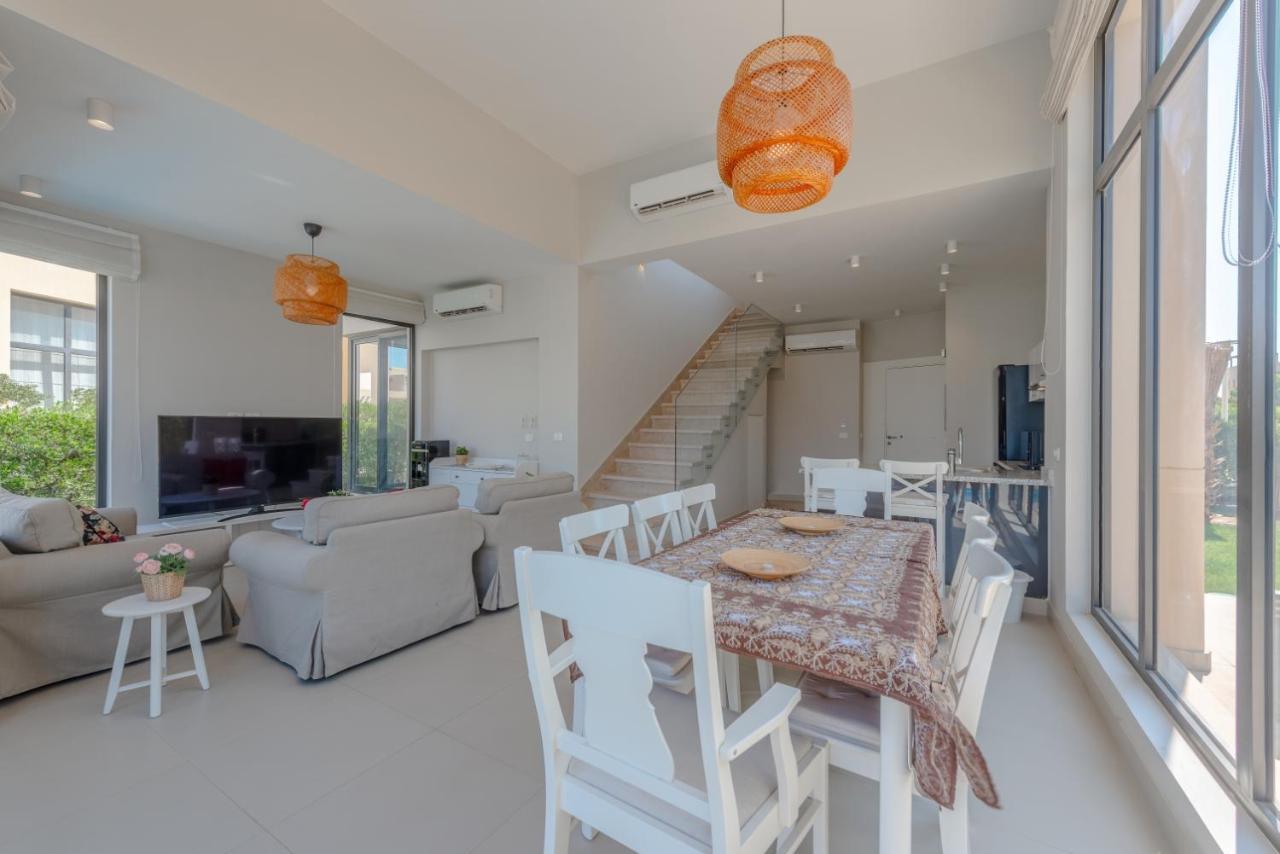 Elegant 4br In Tawila, Gouna. Private Pool, Lagoon Villa